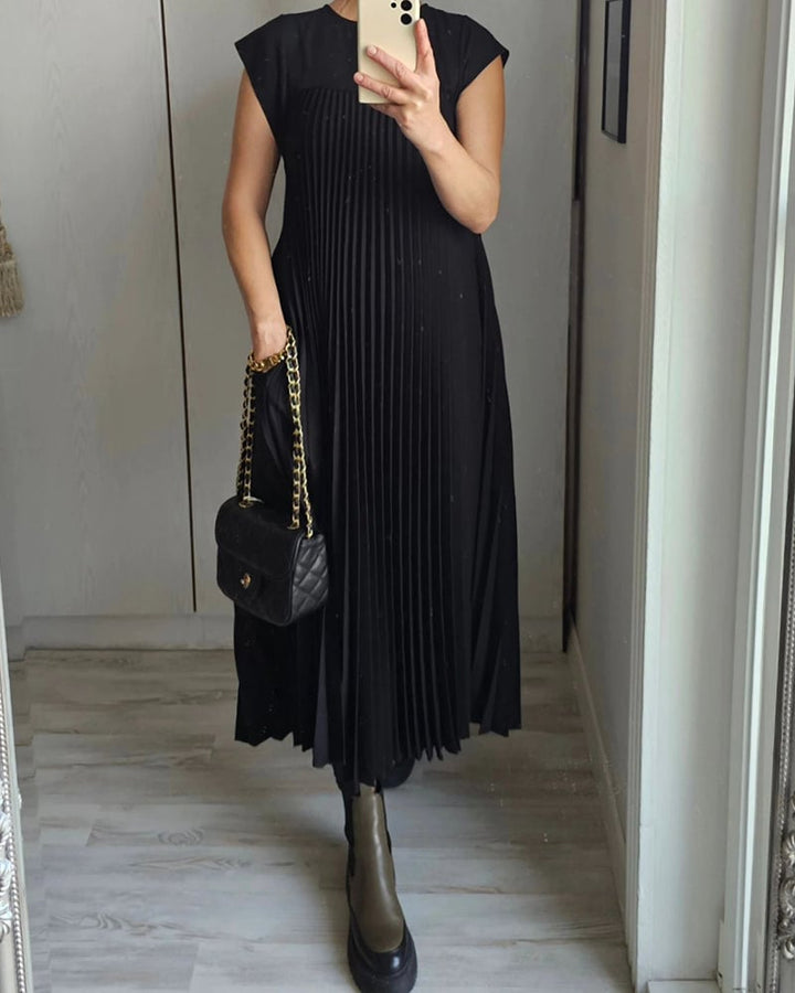 Eden | Classic Comfort Fit Dress