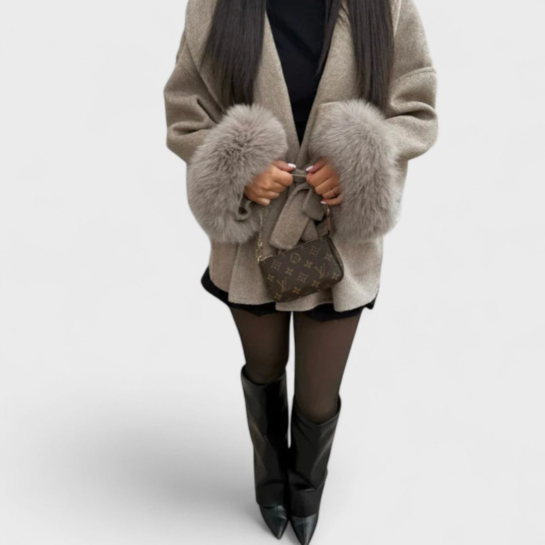 Woolcat | Elegant Coat with Eco-Friendly Faux Fur Details