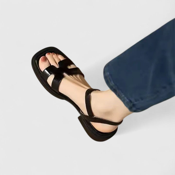 Margot Refined Block-Heel Sandals - Black